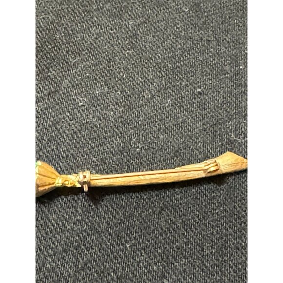 Vintage Gold Tone Brooch With Turquoise & Gold Chain And Turquoise Tassel - Picture 9 of 10